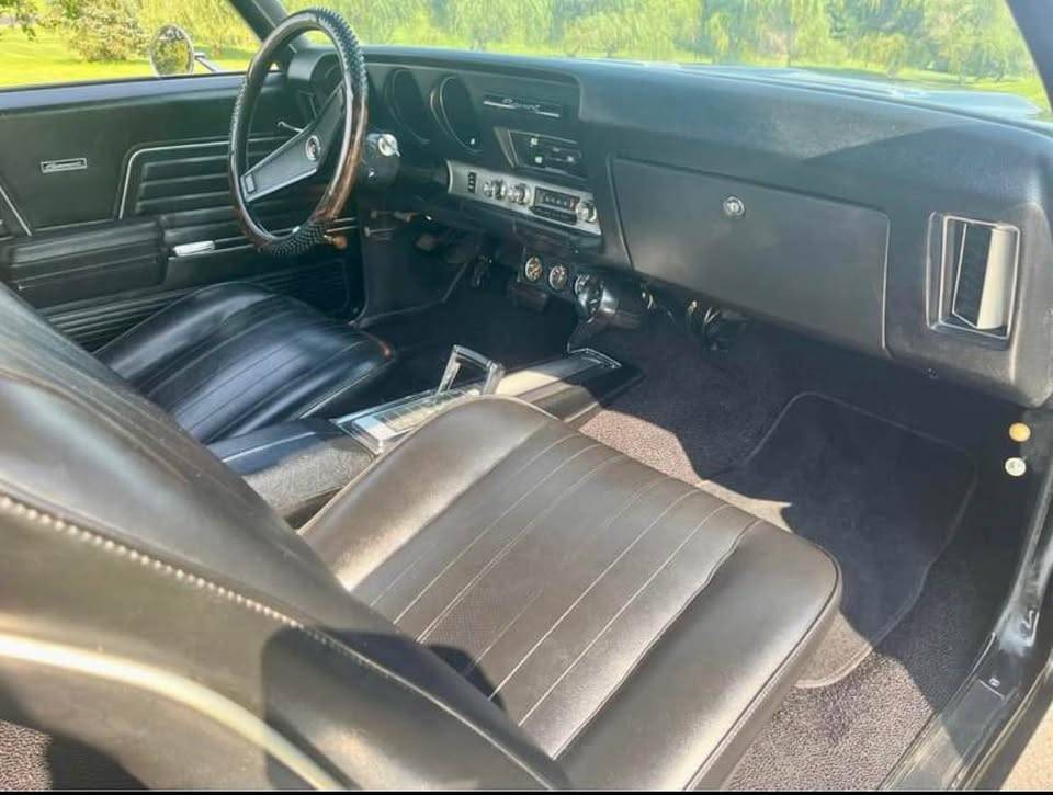 Pontiac-beaumont-1969-black-9