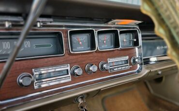 Pontiac-bonneville-1966-11