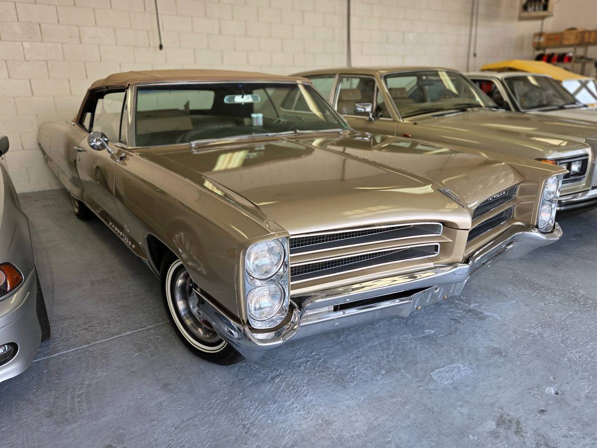 Pontiac-bonneville-1966-2