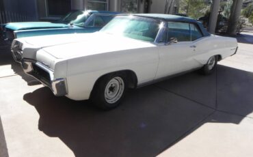 Pontiac-bonneville-1967-white-1