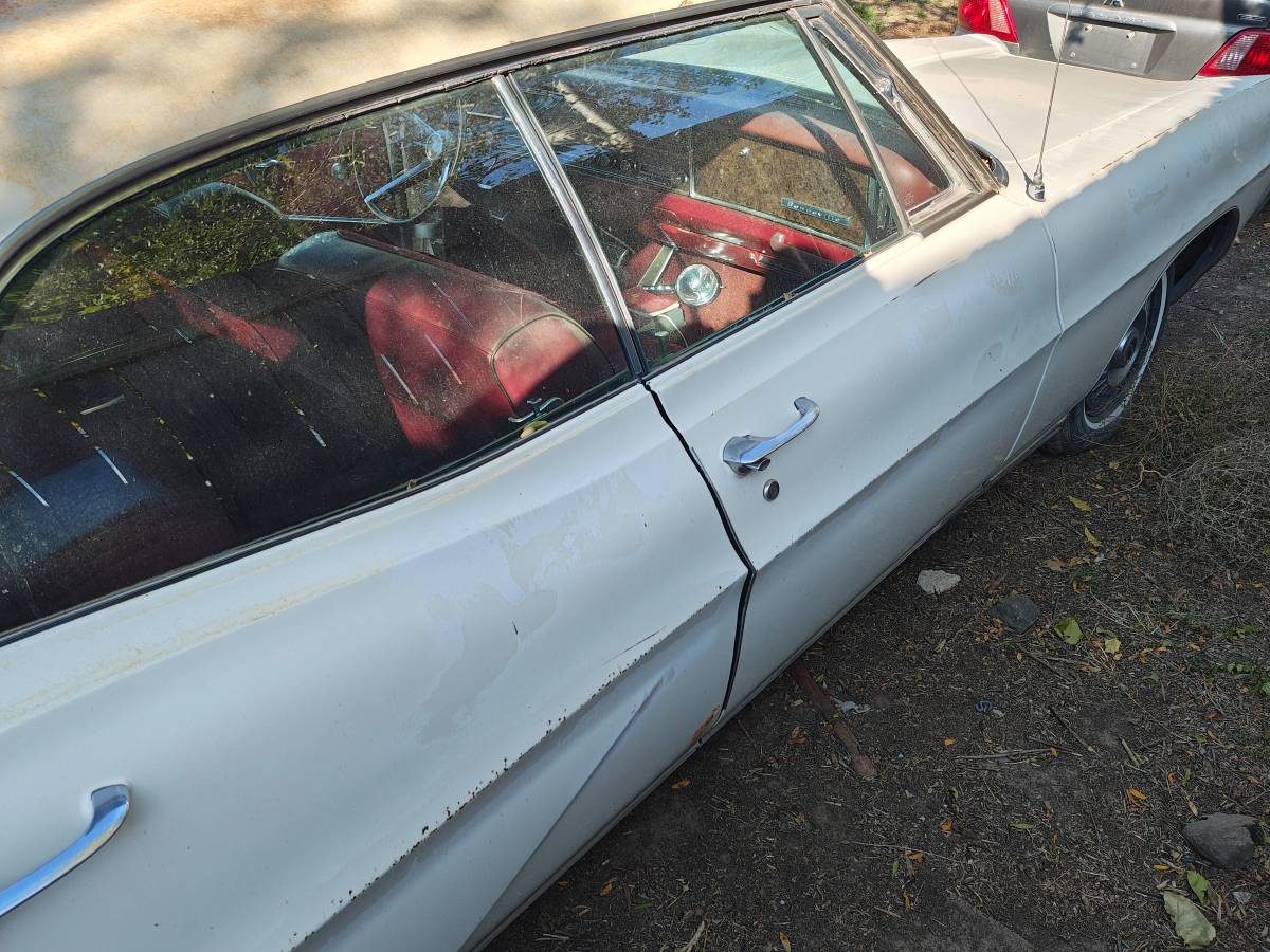 Pontiac-bonneville-1967-white-17