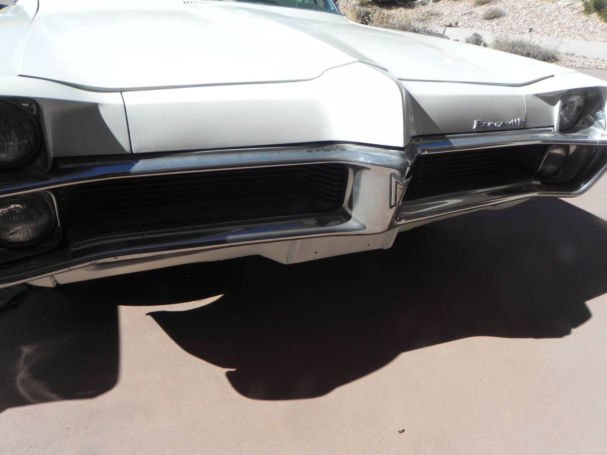 Pontiac-bonneville-1967-white-7