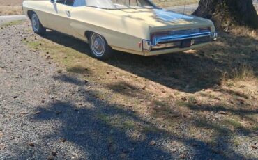 Pontiac-bonneville-1968-yellow-1