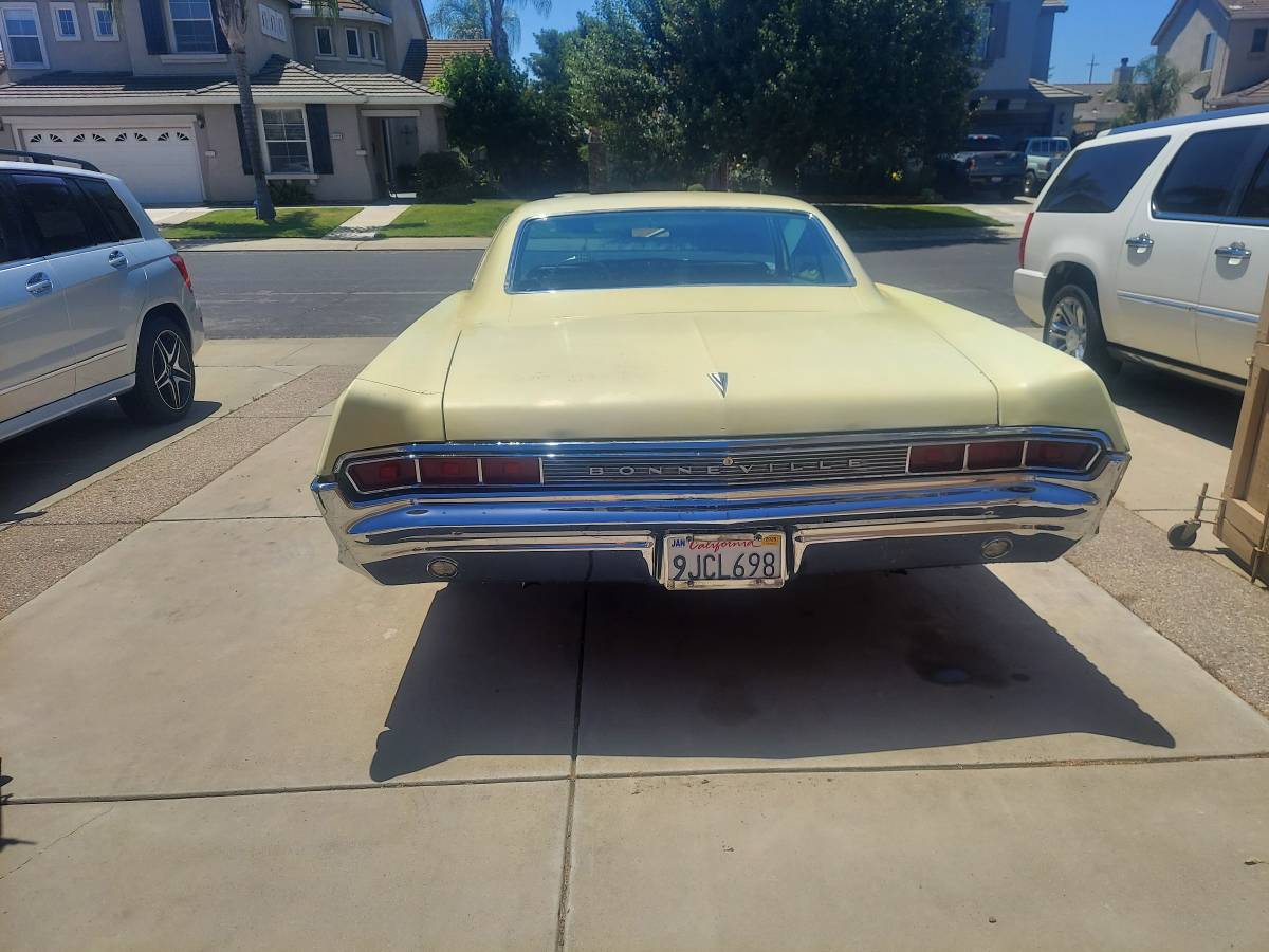 Pontiac-bonnyville-1965-yellow-1