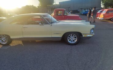 Pontiac-bonnyville-1965-yellow