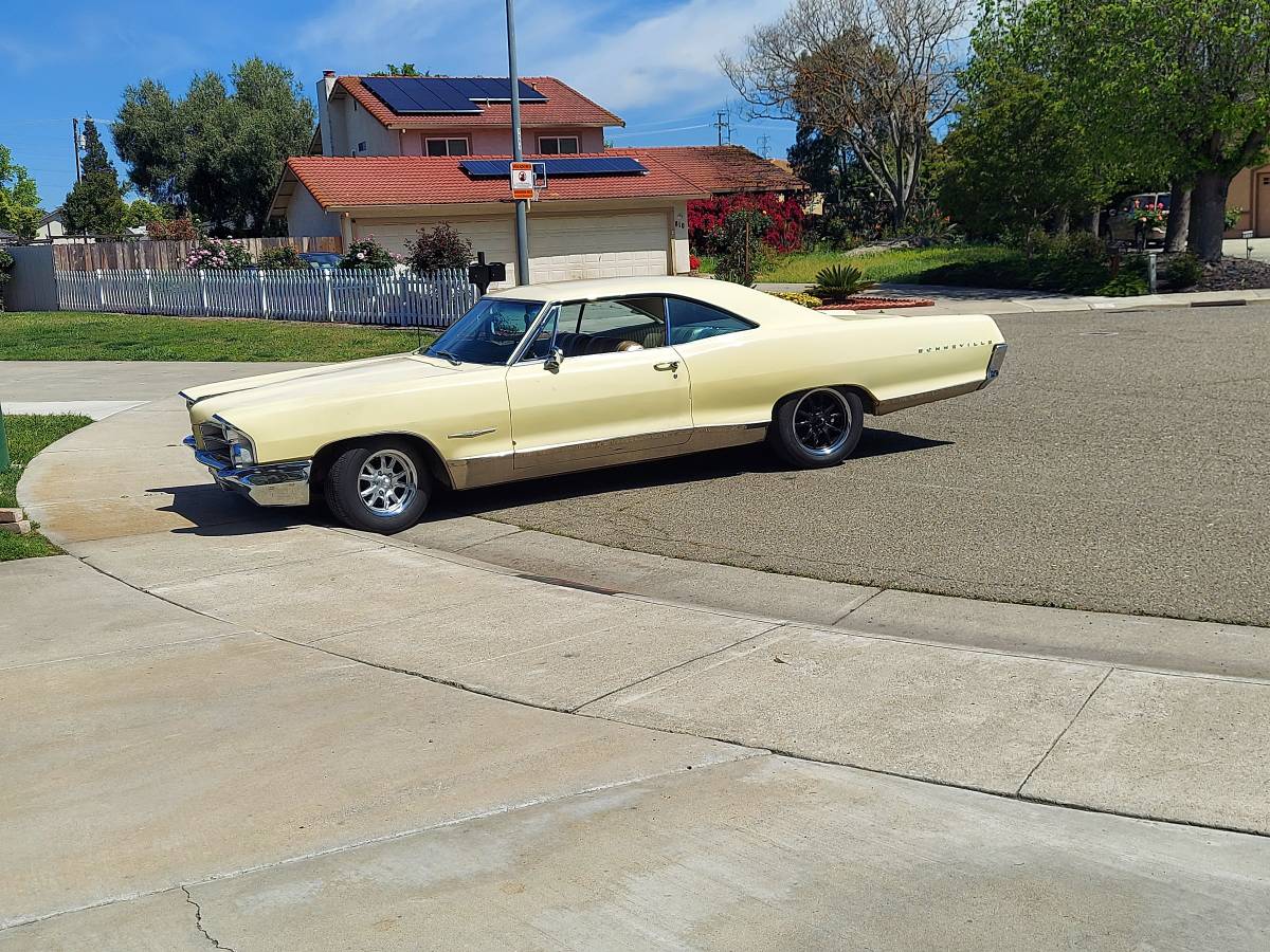 Pontiac-bonnyville-1965-yellow-7
