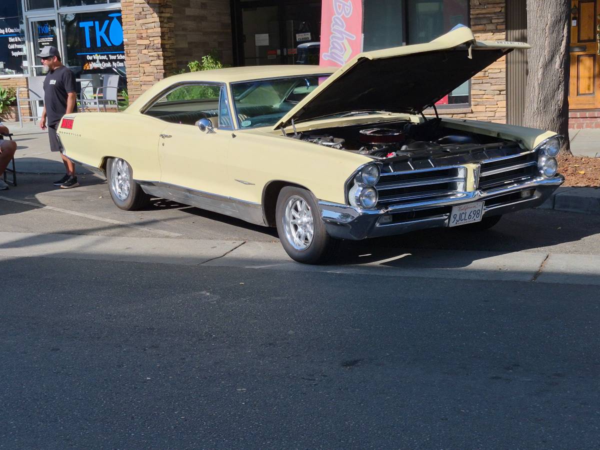 Pontiac-bonnyville-1965-yellow-8