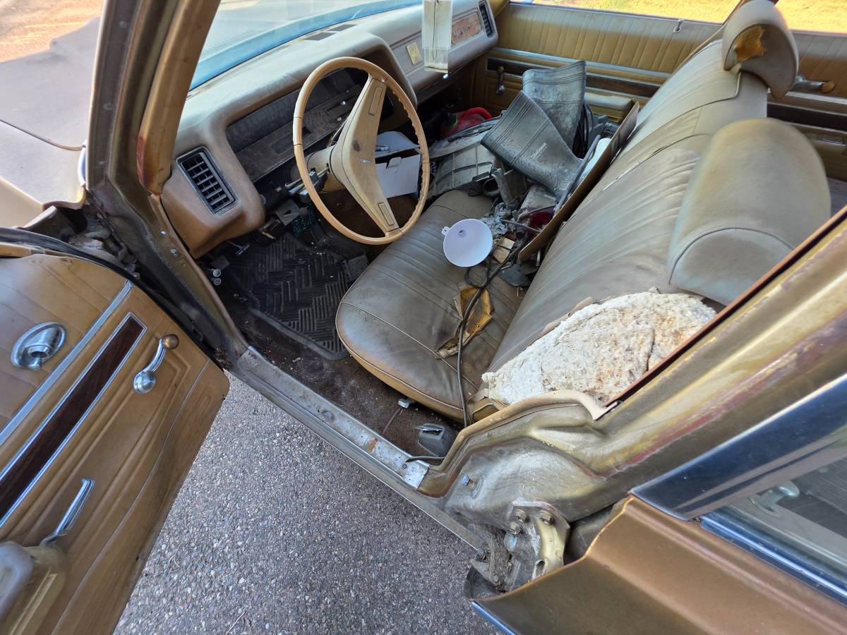 Pontiac-catalina-1970-brown-12