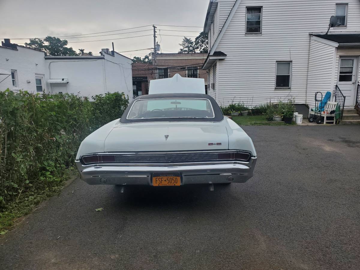 Pontiac-catalina-22-1965-white-9