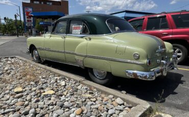 Pontiac-chieftain-1951-green-3