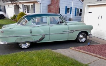 Pontiac-chieftain-1953-green-16