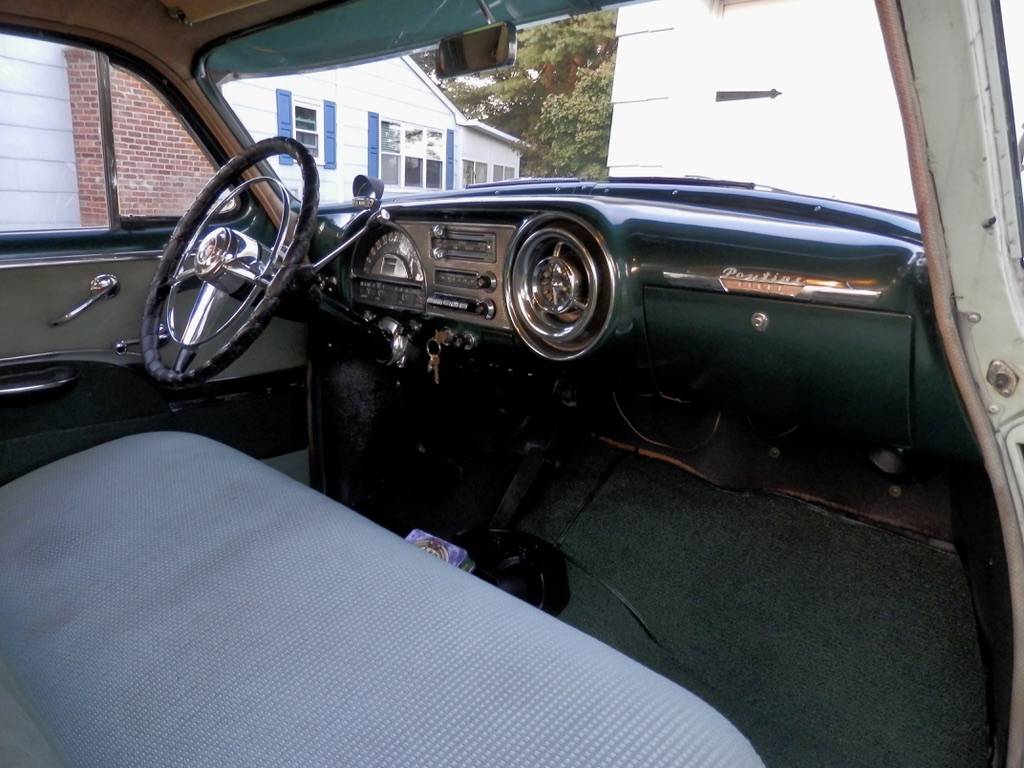 Pontiac-chieftain-1953-green-18