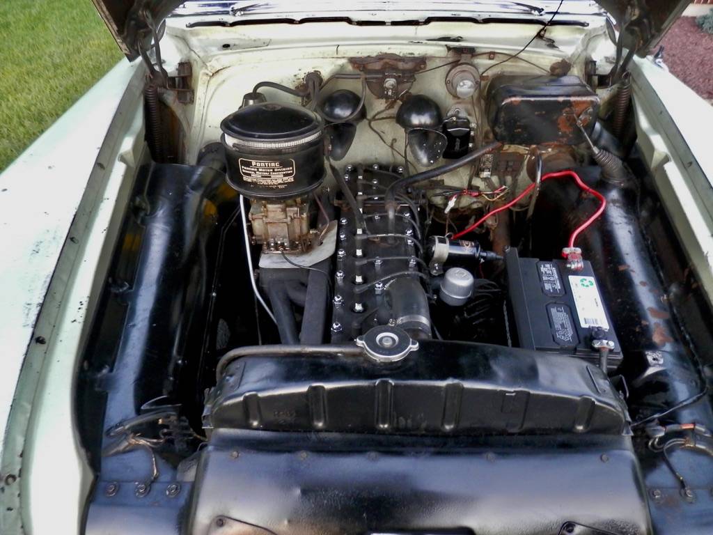 Pontiac-chieftain-1953-green-19