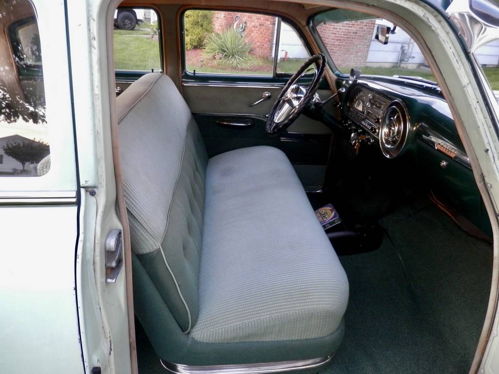 Pontiac-chieftain-1953-green-6