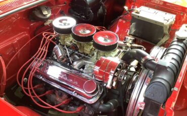 Pontiac-chieftain-1957-red-1