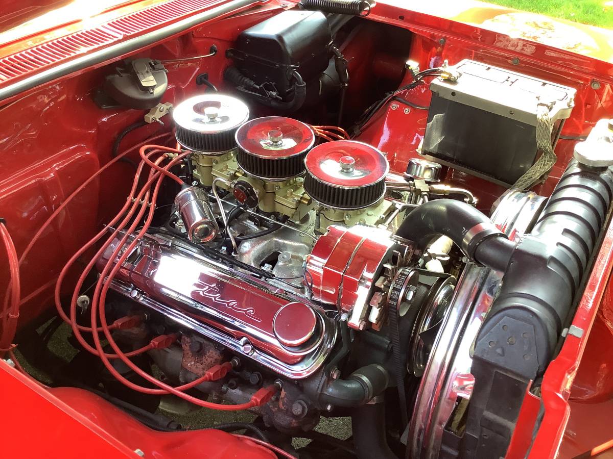 Pontiac-chieftain-1957-red-1