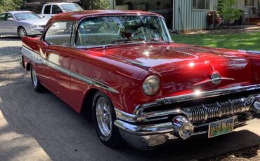 Pontiac-chieftain-1957-red-6