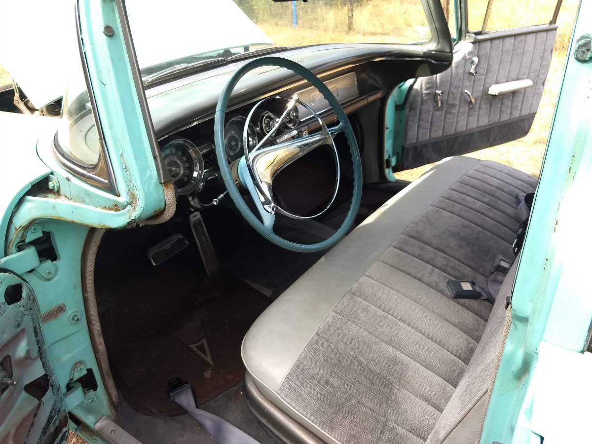Pontiac-chieftain-1958-custom-4