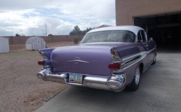 Pontiac-chieftan-1957-purple-2