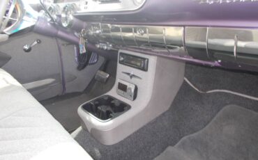 Pontiac-chieftan-1957-purple-7