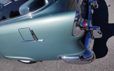 Pontiac-chieftan-wagon-1956-green-11