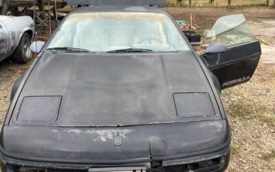 Pontiac fiero 1988