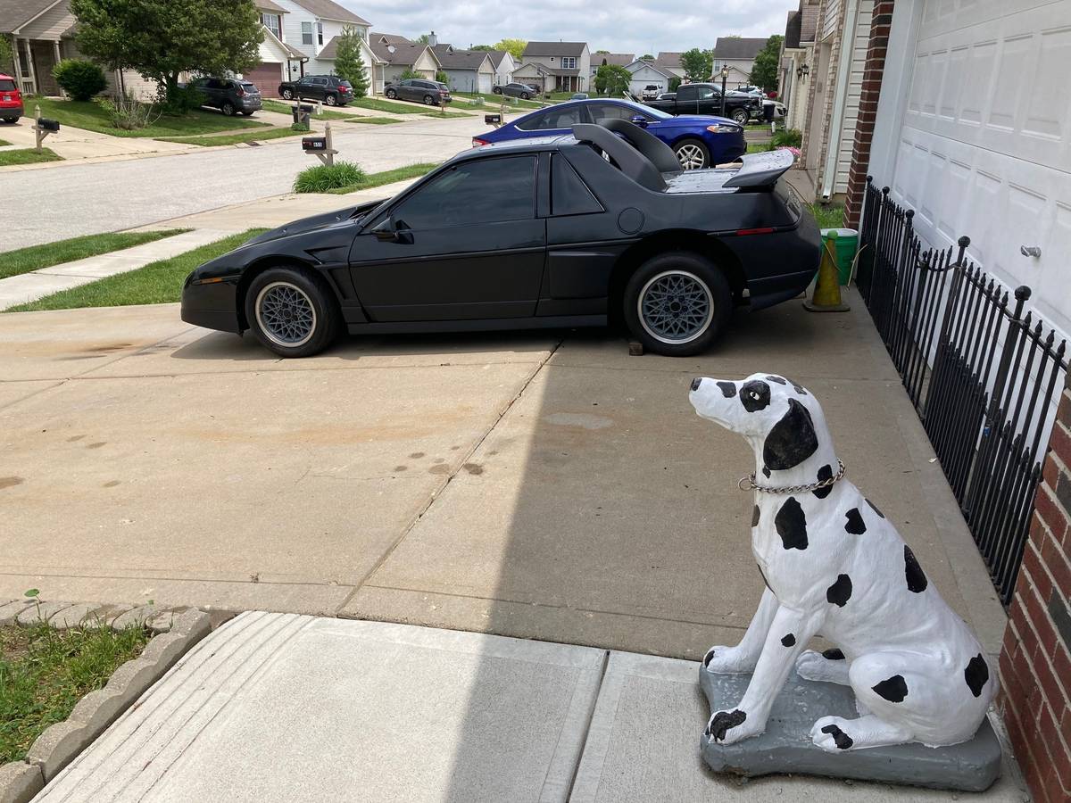 Pontiac-fiero-gt-1986-black-7