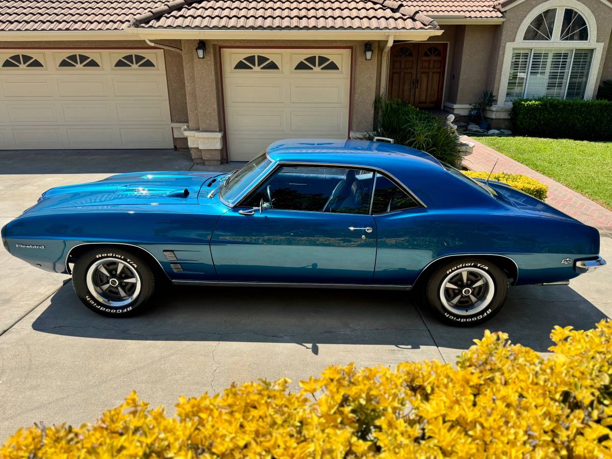Pontiac-firebird-1969-blue-21