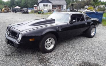 Pontiac-firebird-1975-black