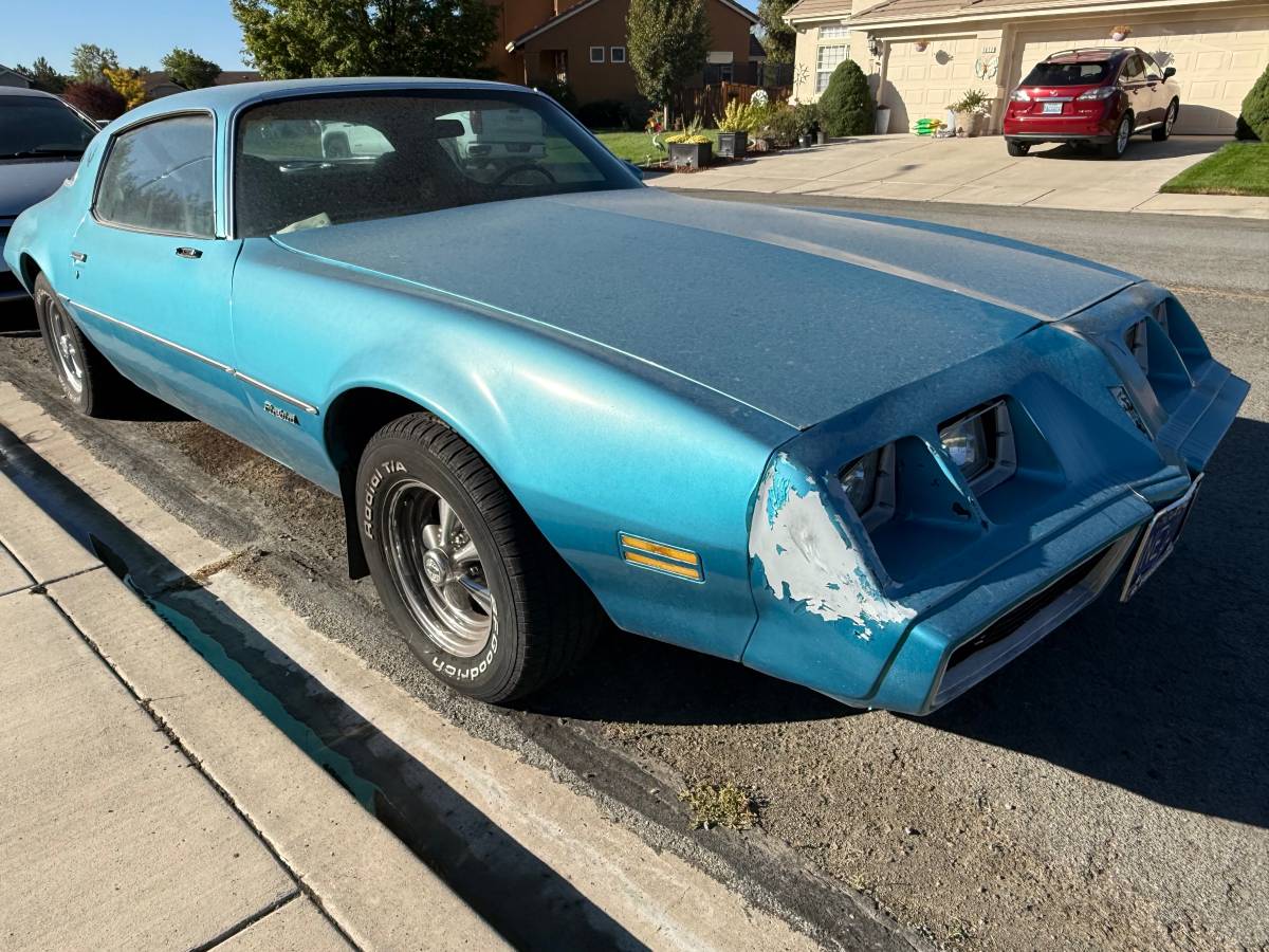 Pontiac-firebird-1979-blue-2