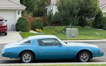 Pontiac-firebird-1979-blue