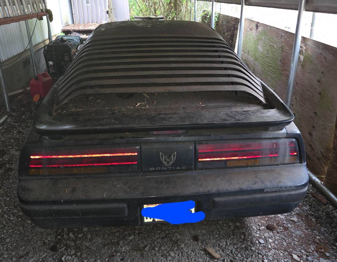Pontiac-firebird-1987-black-1