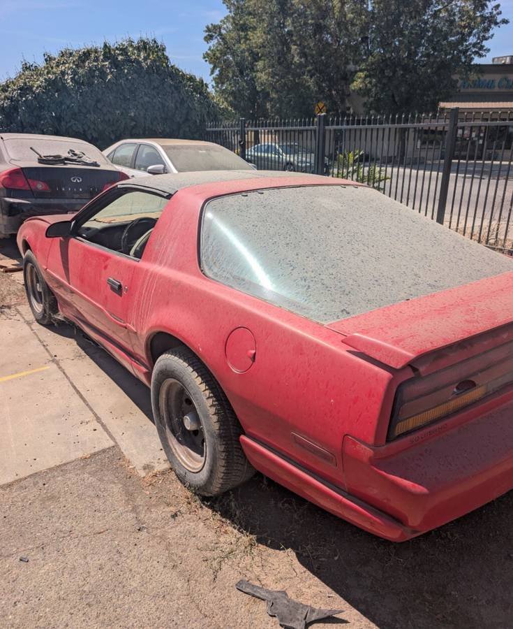 Pontiac-firebird-1991-red-1