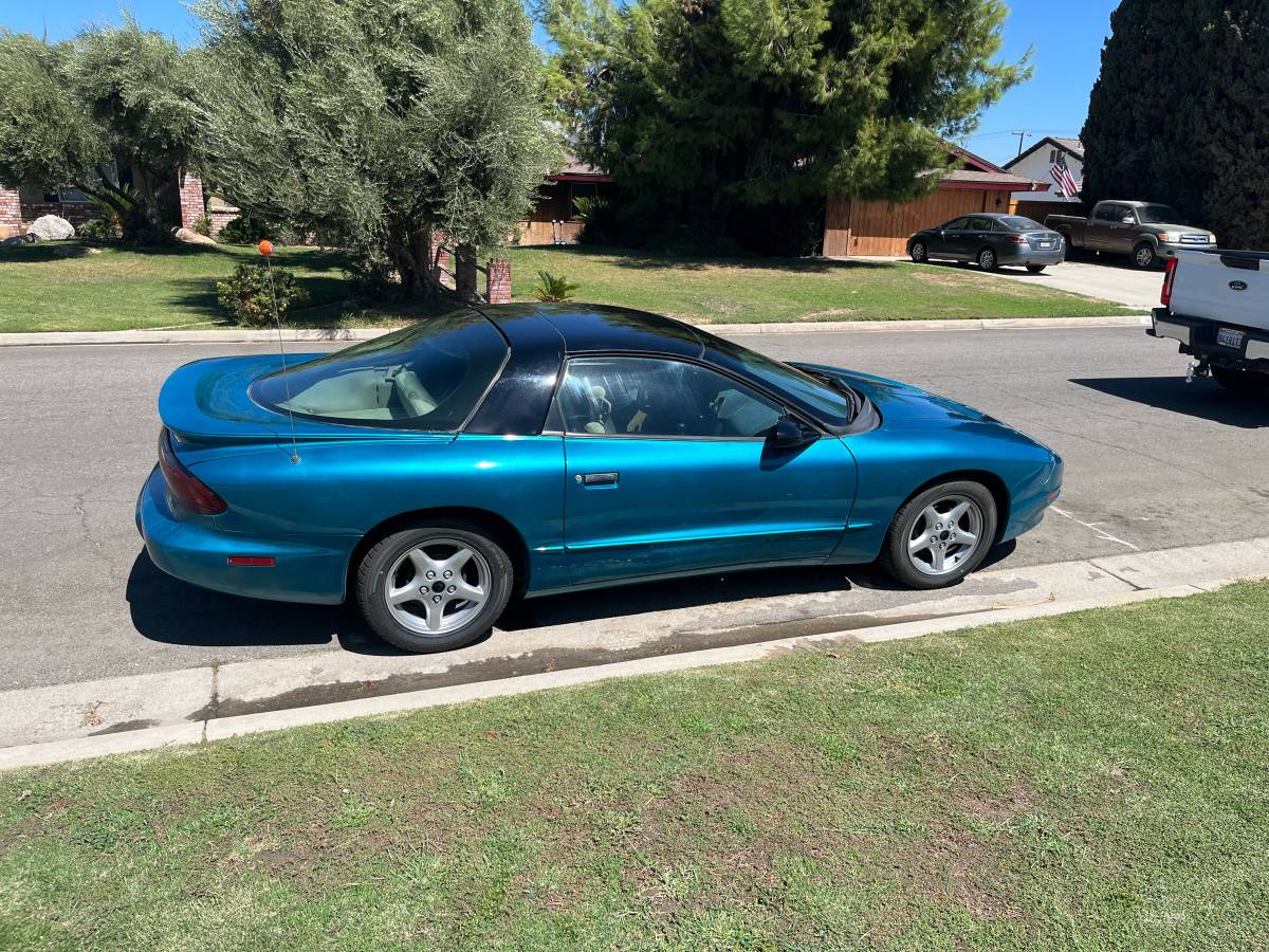 Pontiac-firebird-1996-blue-5