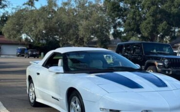 Pontiac-firebird-formula-1995-white-13