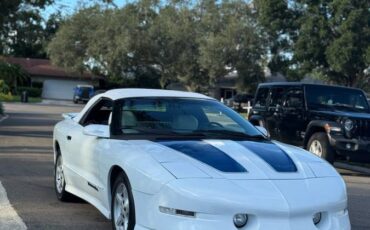 Pontiac-firebird-formula-1995-white-14