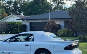 Pontiac-firebird-formula-1995-white-2