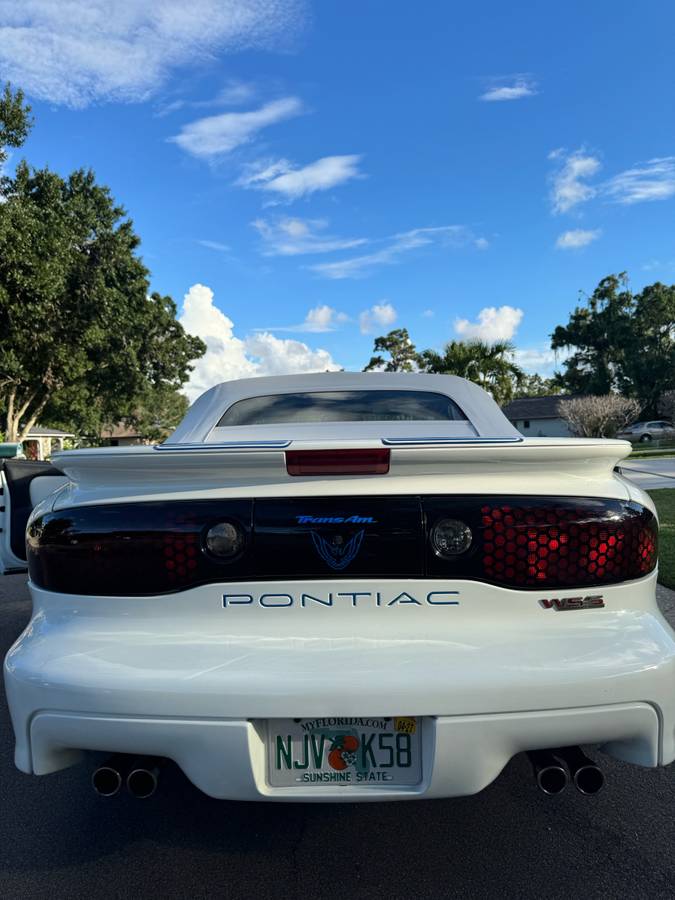 Pontiac-firebird-formula-1995-white-22