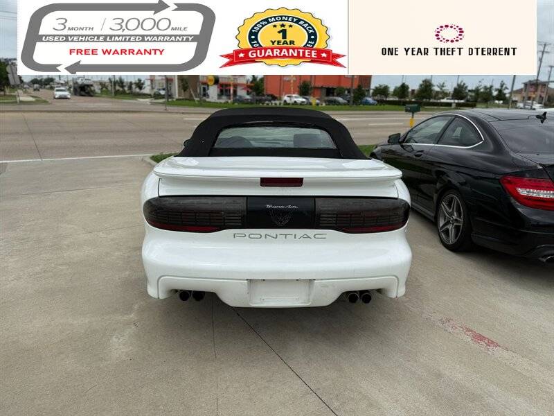 Pontiac-firebird-formula-1996-white-1