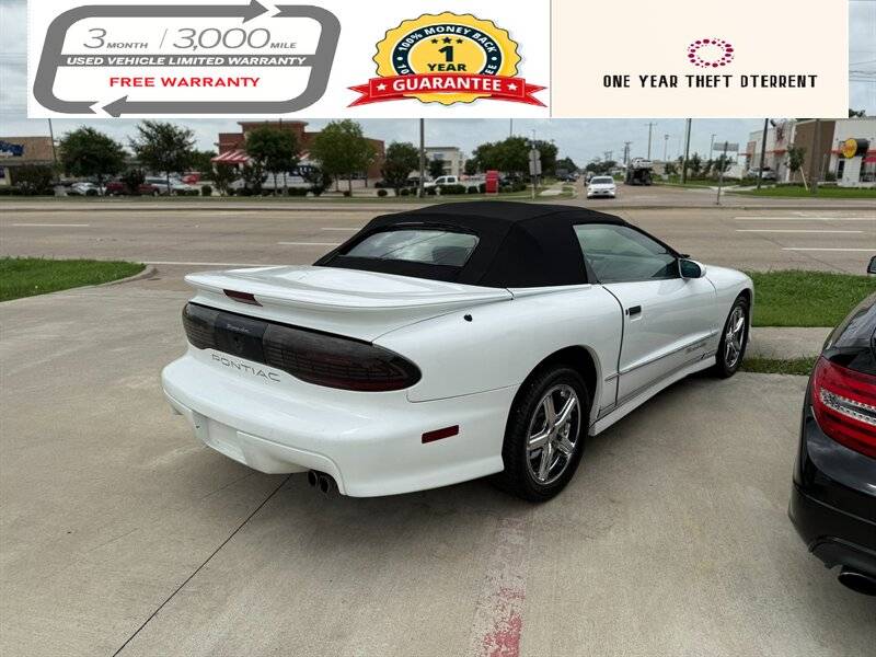 Pontiac-firebird-formula-1996-white-14