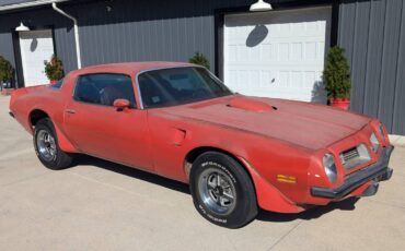 Pontiac-firebird-trans-am-1975