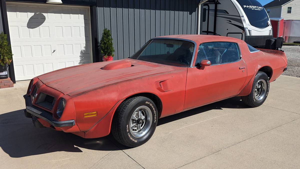 Pontiac-firebird-trans-am-1975-7