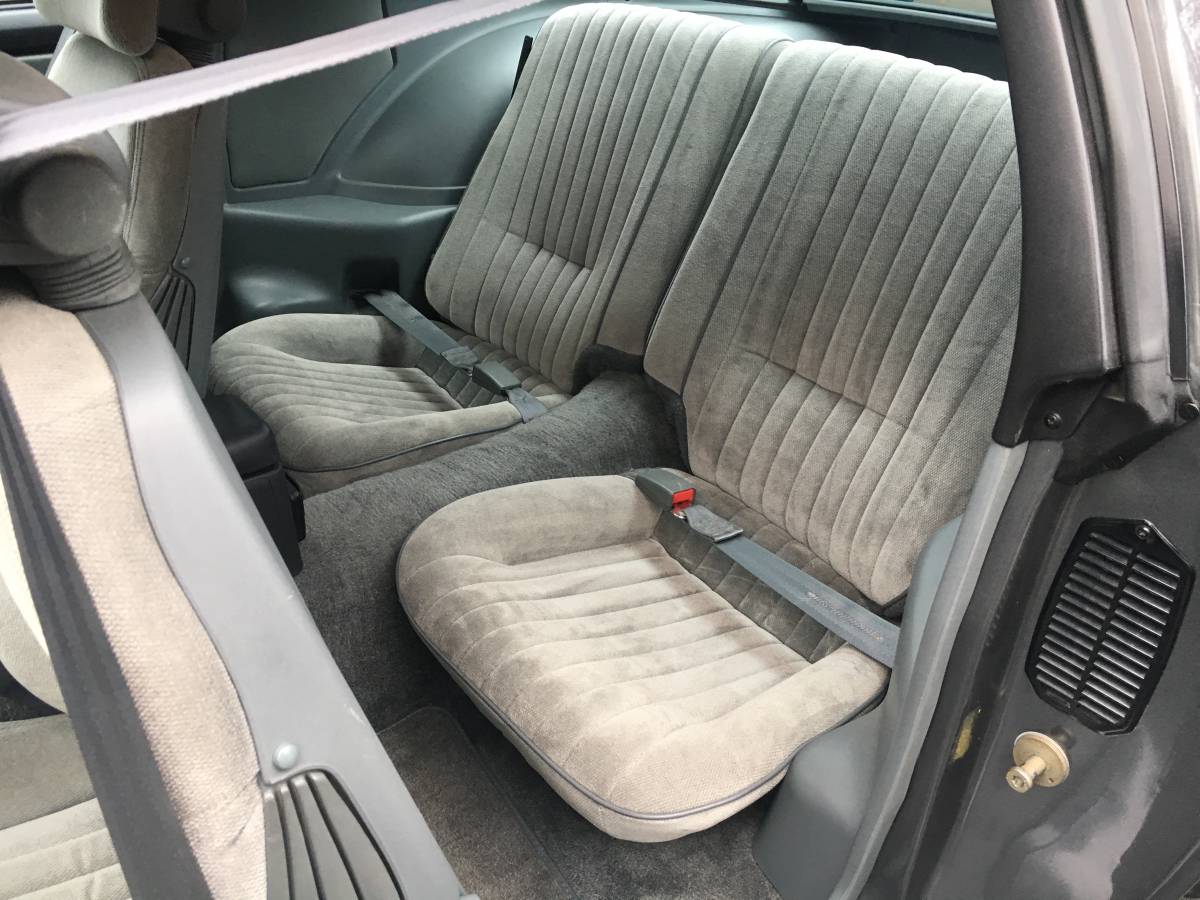 Pontiac-firebird-trans-am-1987-grey-14