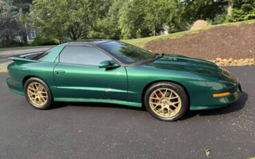 Pontiac-firebird-trans-am-1993-green