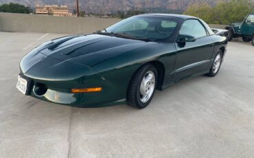 Pontiac-firebird-trans-am-1995-green