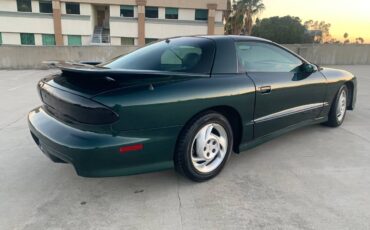 Pontiac-firebird-trans-am-1995-green-5