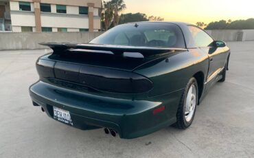 Pontiac-firebird-trans-am-1995-green-6