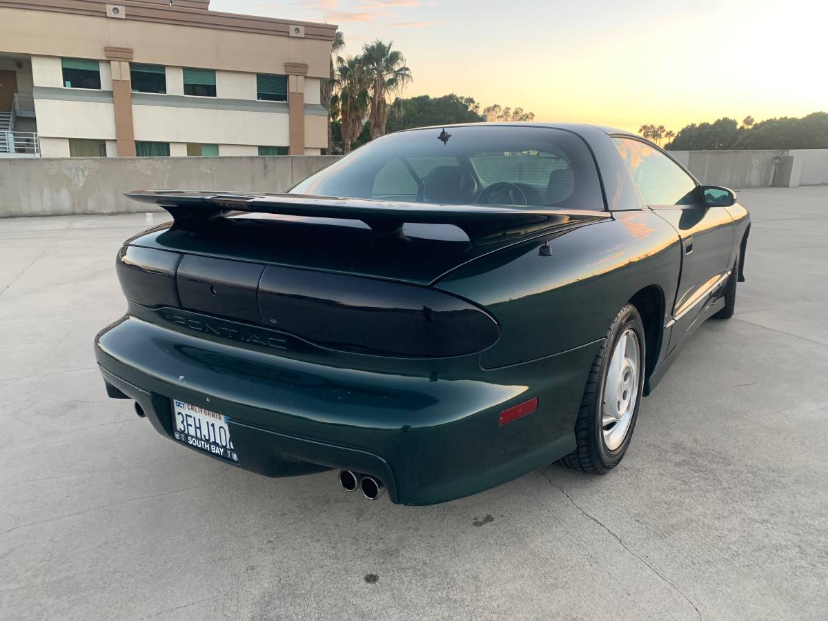 Pontiac-firebird-trans-am-1995-green-6