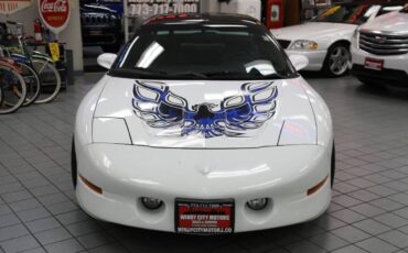 Pontiac-firebird-trans-am-2dr-h-1994-white-1