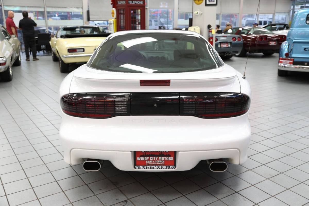 Pontiac-firebird-trans-am-2dr-h-1994-white-14